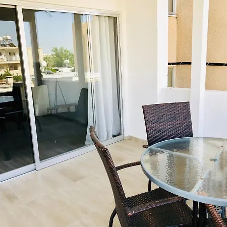 Διαμέρισμα Cozy & Quiet Apt Near Down Town And The Beach