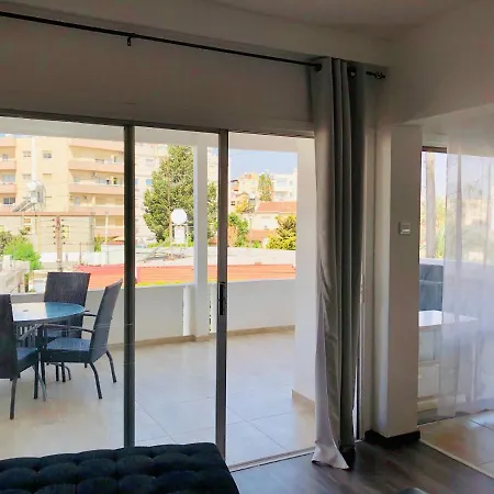 Appartement Cozy & Quiet Apt Near Down Town And The Beach